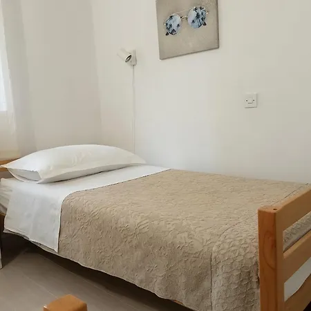 Apartment Tirkiz Near Center With Free Parking Split