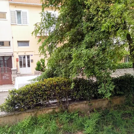Apartment Tirkiz Near Center With Free Parking *