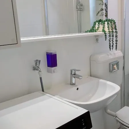 Apartment Tirkiz Near Center With Free Parking Split